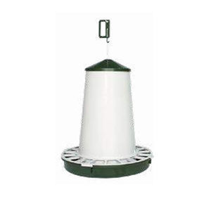 poultry feeder 1