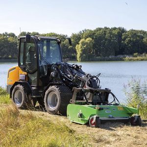 rubber-tired loader