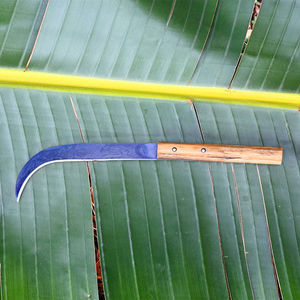 right knife 1