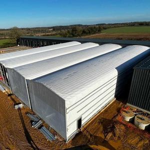 tunnel type greenhouse