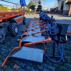 hydraulic sprayer boom 1