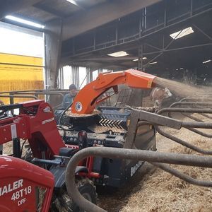 mounted straw blower