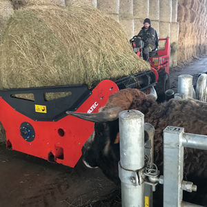 mounted bale unroller