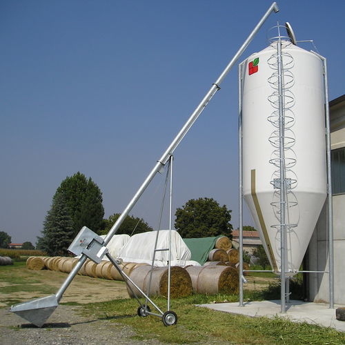 Grain conveyor - CCBA - AGRITECH S.R.L. - feed / screw / mobile