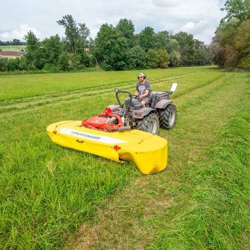 Mounted mower - NOVACAT F ALPIN series - PÖTTINGER Landtechnik GmbH - chain / 14 blades / 12 blades