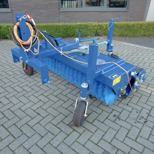 Mounted sweeper - VHT series - AP Machinebouw B.V. - for barns