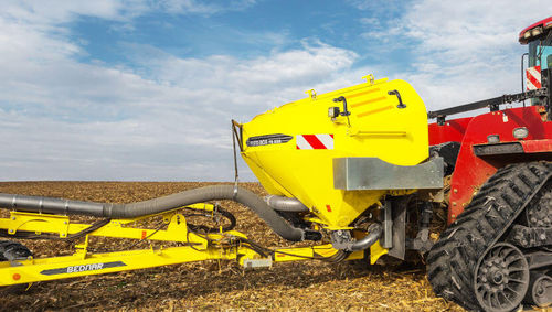 Seed drill-mounted fertilizer spreader - FERTI-BOX FB - BEDNAR FMT s.r.o. - liquid / solid