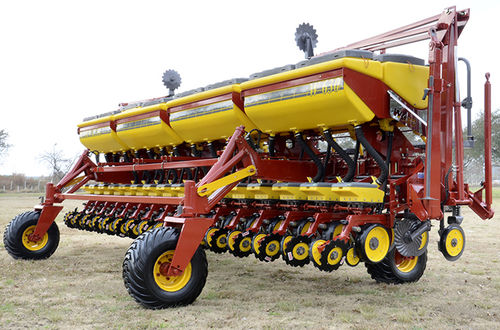 pneumatic precision seed drill - BUFALO S.A. - SUPERWALTER