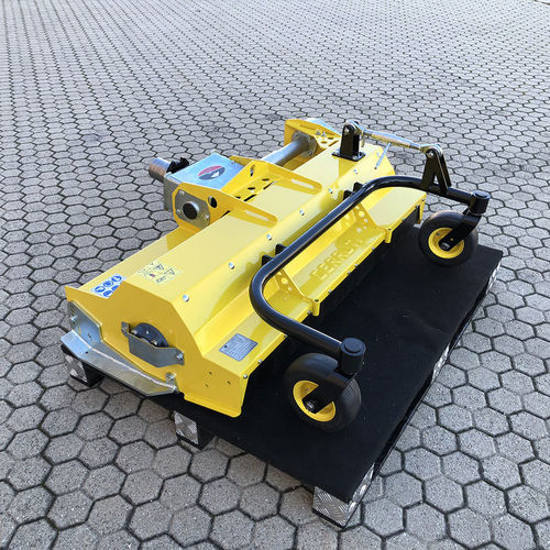 Front mower - TR-HD SERIES - CERRUTI s.r.l. - flail / 32 blades / 40 blades