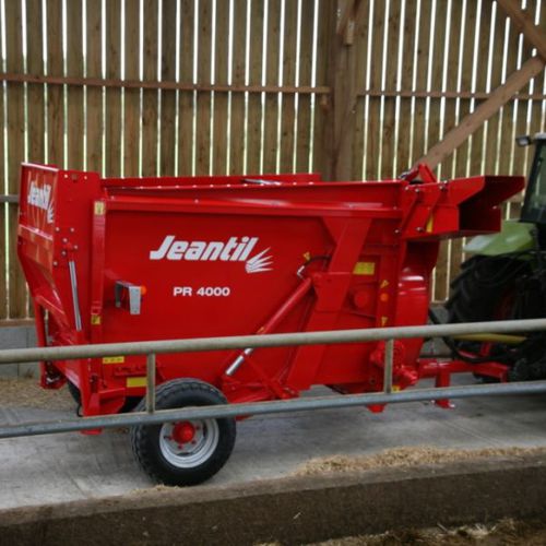 Towed straw blower - PR 4000 SD - JEANTIL S.A. - feeding / for round bales / for square bales