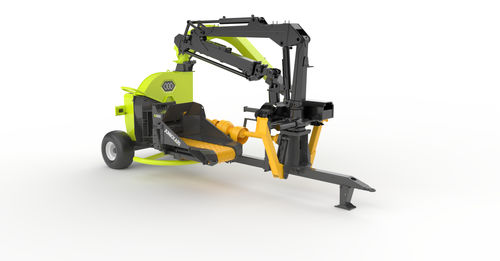 Towed wood chipper - HJ500 - Junkkari OY - wheeled / PTO-driven / with crane