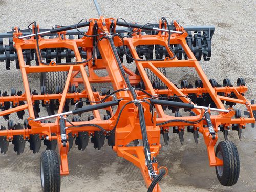 Towed disc harrow - DSL series - Laumetris Ltd. - 2-section / with ...