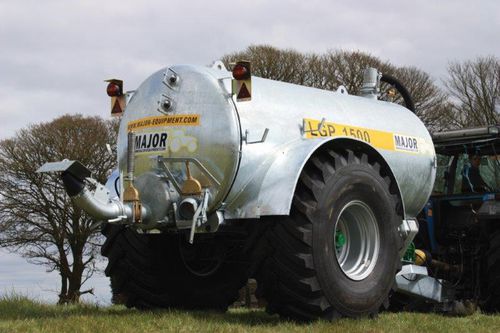 Single-axle slurry tanker - Agri LGP Series - Major Equipment Intl. Ltd.