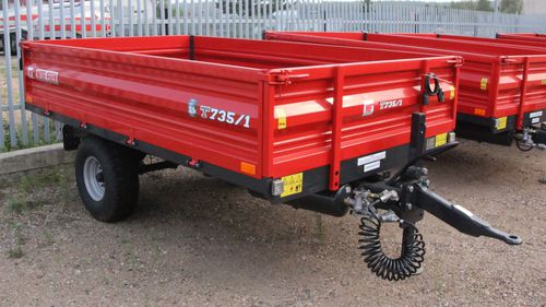 Remorque à ridelles rabattables T735A