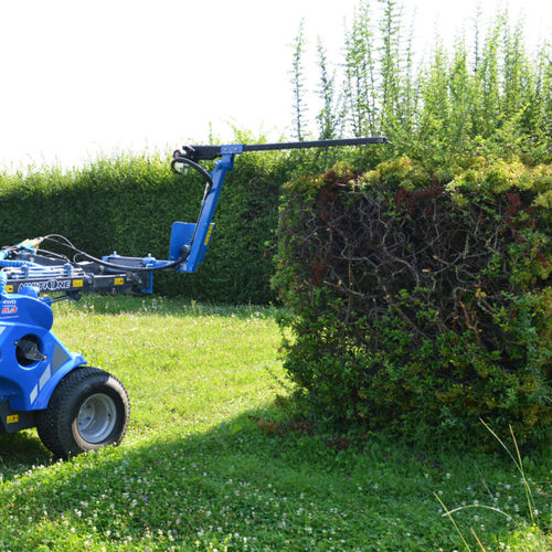 Mounted hedge cutter - C890665, C890666, C890667 - MULTIONE s.r.l.
