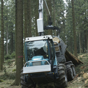 Forestry tractor - Felix 4 - Pfanzelt Maschinenbau GmbH - mechanical transmission / with backhoe