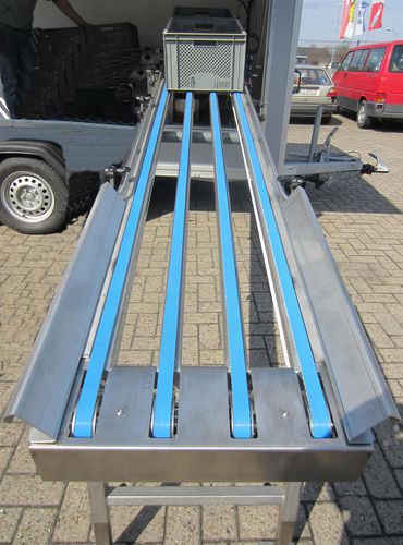 Container conveyor - A. Krebeck GmbH Stalleinrichtungen und Apparatebau - belt