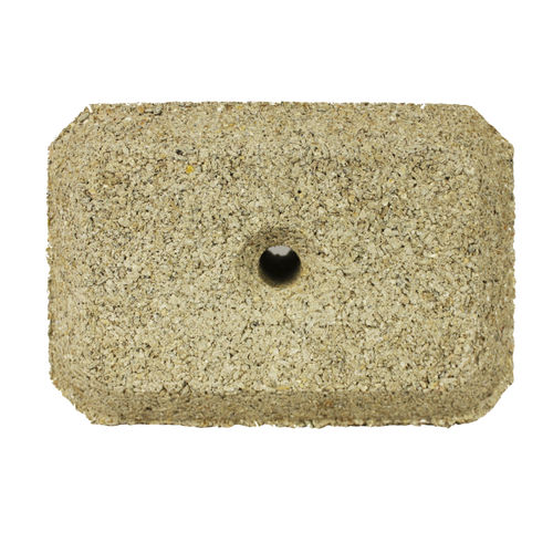 Poultry lick block PICKBLOCK MEDIUM CRYSTALYX Products GmbH with