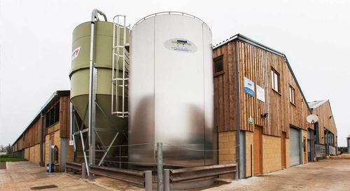 Milk tank - Dairymaster - vertical / metal / storage