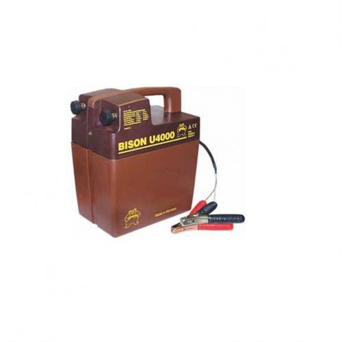 Battery-powered fence energizer - BISON U 4000 - Fritz Göbel GmbH & Co. KG - plug-in / portable
