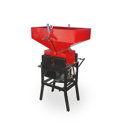 Corn grinding mill - 3797 - Melasty Milking Machines & Equipment - wheat / barley / stationary