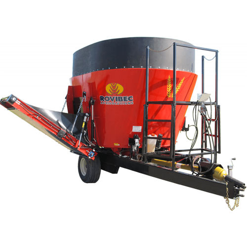 Vertical mixing wagon MV series Rovibec Agrisolusions towed