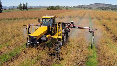 Self-propelled sprayer - TR6 - G K Machine, Inc. - for orchards / centrifugal / air blast
