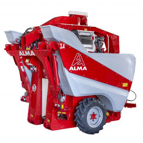 Towed grape harvesting machine - Sélecta 3.4 - Alma
