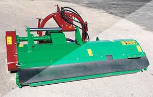 Mounted mulcher - VBE series - Facma - hammer / for orchards / 16 hammers