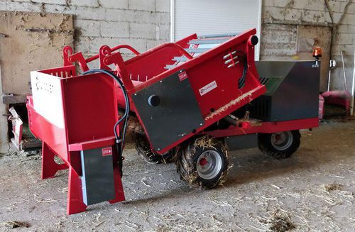 Self-propelled bale unroller - GDA150FA  - Galonnier - bedding / feeding / round
