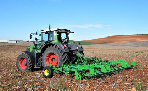 Mounted field cultivator - CHM series - GIL - with roller / 3-point hitch / rigid tine