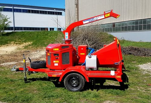 Towed wood chipper - SKORPION 120 S - Teknamotor - with combustion engine / hydraulic supply