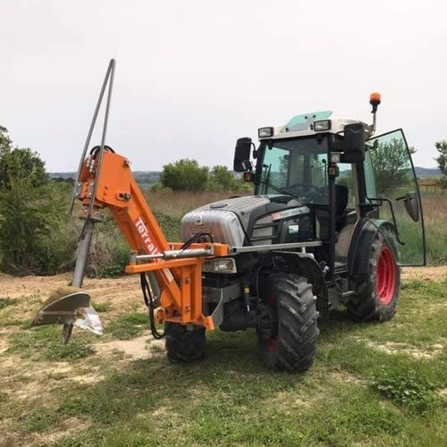 Hydraulic earth auger - Terral - tractor-mounted