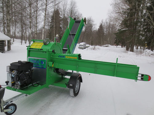 Firewood processor with chainsaw - S3 Kulkuri - Bilke - with belt conveyor / towed