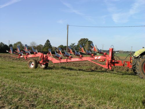 Mouldboard plow - 275 NSH - Demblon - semi-mounted / with hydraulic adjustment / with gauge wheel