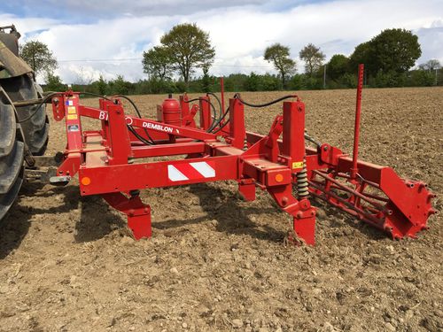 5-shank subsoiler - NSH Series - Demblon - 7-shank / 3-point hitch / with roller