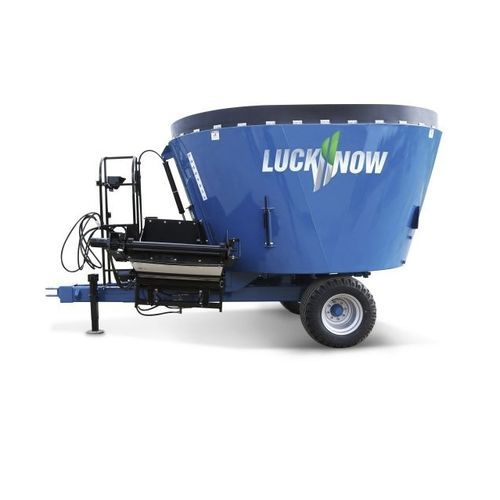 Vertical mixer 1330 LuckNow Products towed / side discharge