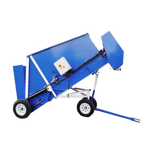 Mobile big bale breaker SB08 Machinerie SB Inc