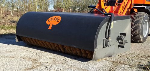Mounted sweeper - SP27  - IESSE Srl - groundcare / front-mount