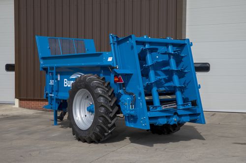 Towed manure spreader - Farmstar 60 - G.T. Bunning & Sons Ltd - verticals beaters / single-axle
