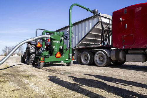 Mobile grain vacuum - Ultima62 - Conveyair by Thor Manufacturing Ltd.