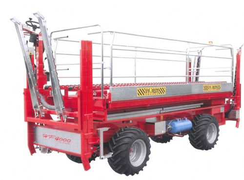 Orchard harvest trolley - HF4000 - Corbins Agricultural Technology - self-propelled / adjustable-height