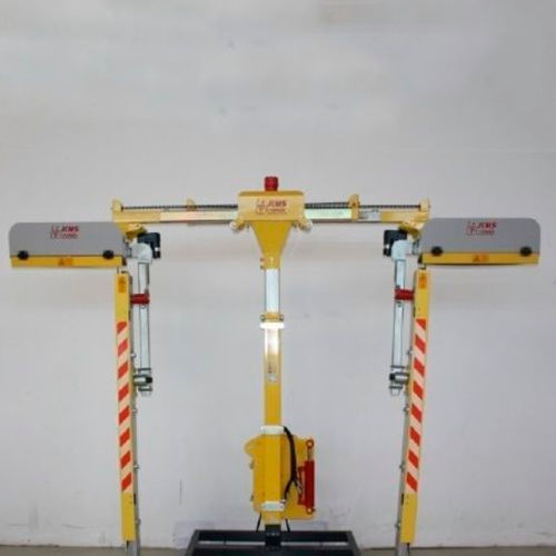 Vineyard vine trimmer - L - KMS Rinklin GmbH - mounted / hydraulic / vertical