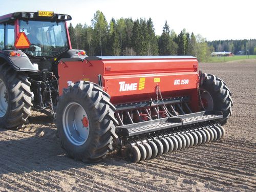 Mechanical seed drill - HKL - Pel Tuote Oy - disc / tine / coulter