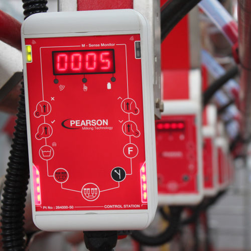 Pulsator milking control unit - P50 - Pearson International - programmable / with shut-off clutch