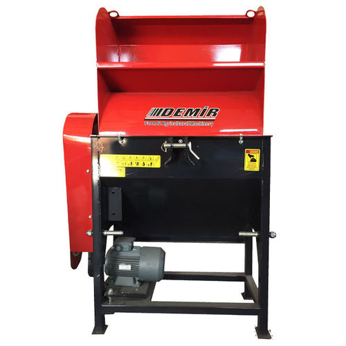 Stationary big bale breaker DEMIR PACKING AND AGRICULTURAL MACHINERY