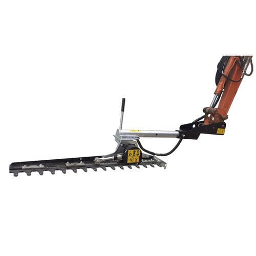 Hydraulic hedge trimmer T120 TECNOMECCANICA SRL mounted