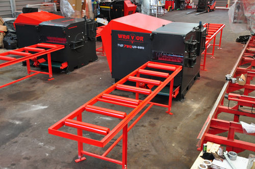 Firewood conveyor - wravor - roller