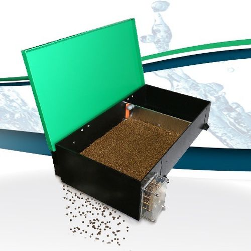 Belt manual feeding system zeigler feed fish