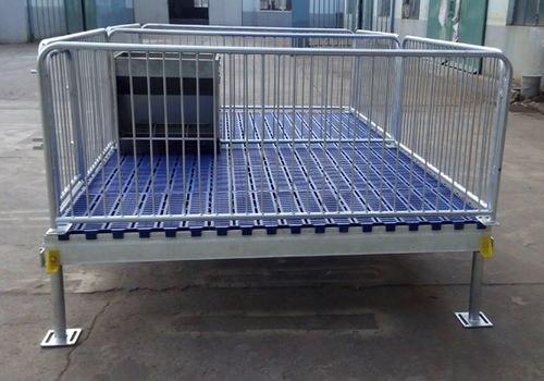Slatted floor gestation stall - Weaning Stall_2 - Qingdao Deba Brother Machinery Co.,Ltd - with drinker